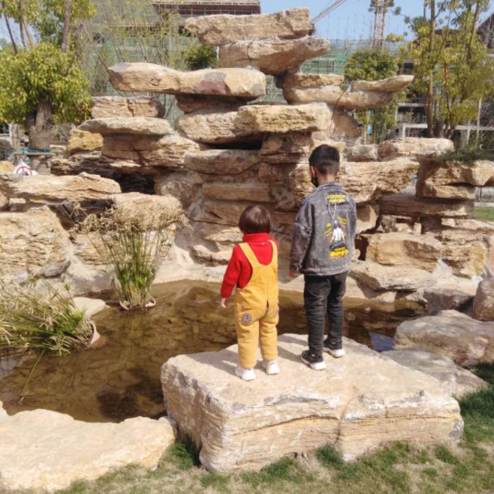 住在￥海边???喜欢浪?