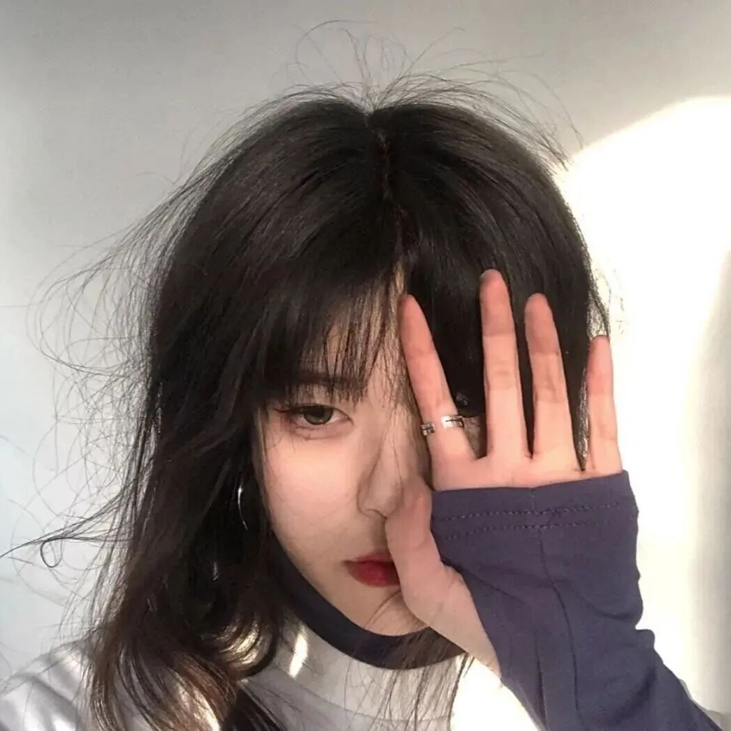 石榴红的黄心猕猴桃