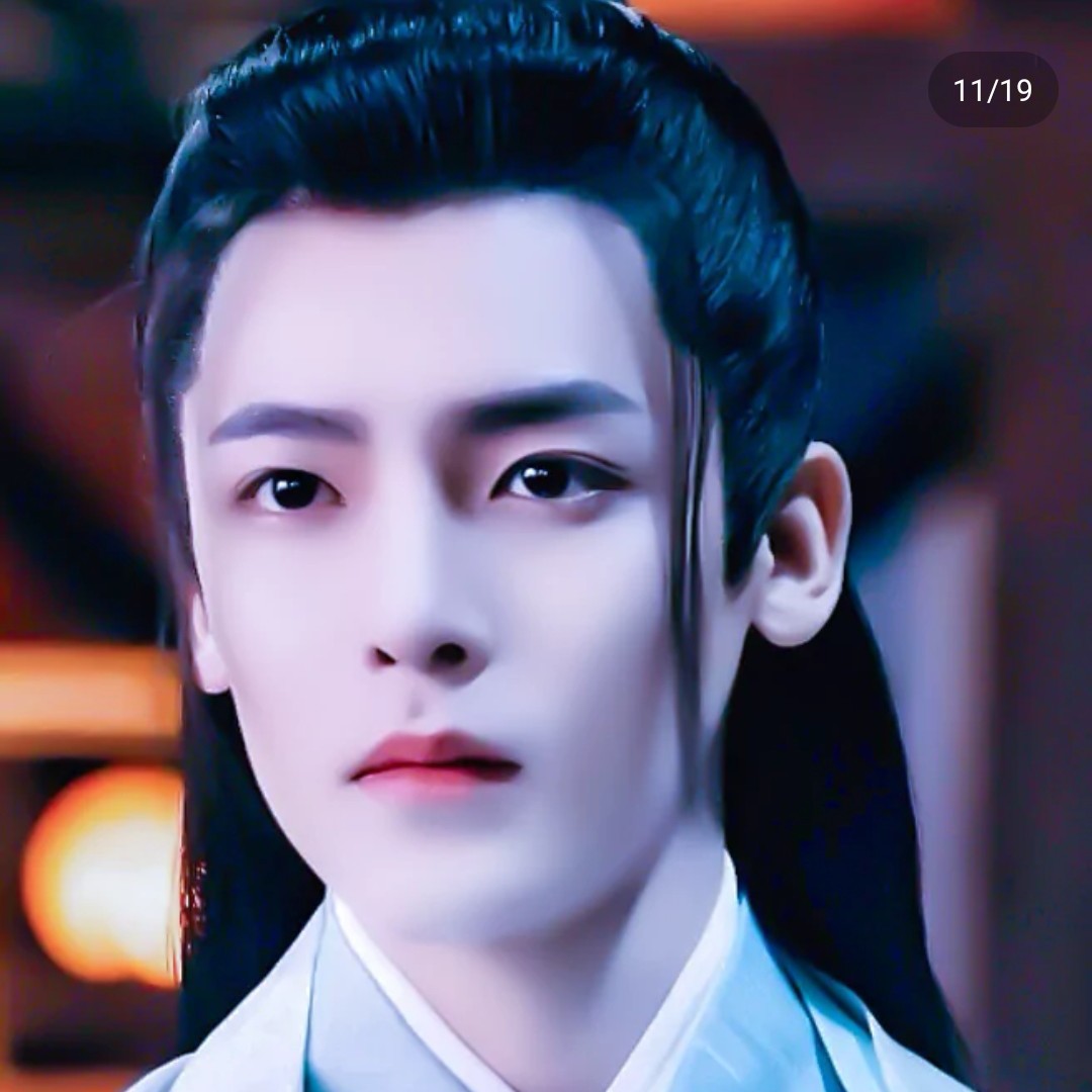 湖蓝的蔓延香草