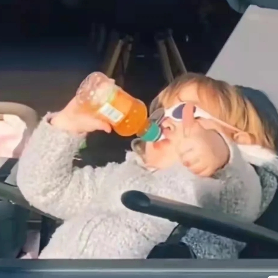 藏青色的爱尔兰苔