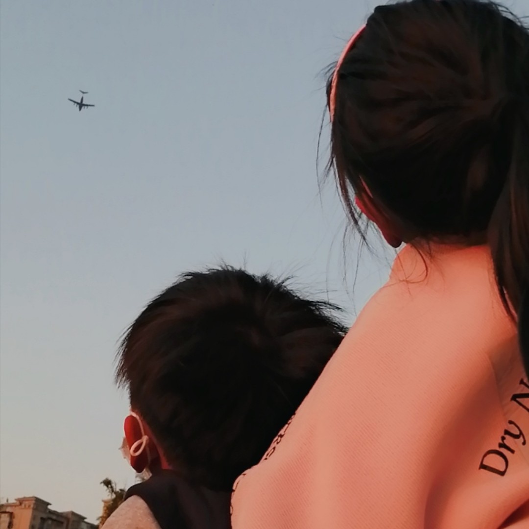 爱吃三杯虾的奇异果