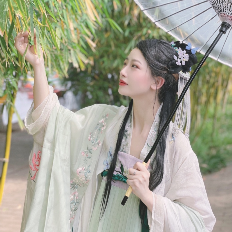 浅喜似苍狗深爱如长风