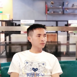 哈哈，来咬我呀