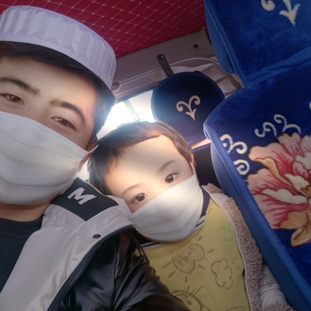 爱吃东北拉皮的扎克