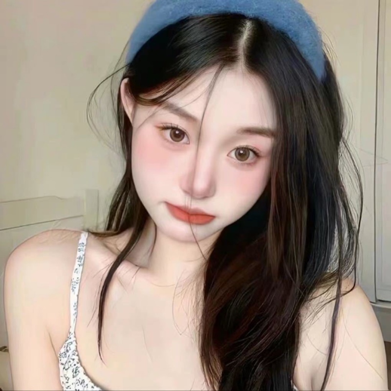 舔奶盖的小仙女