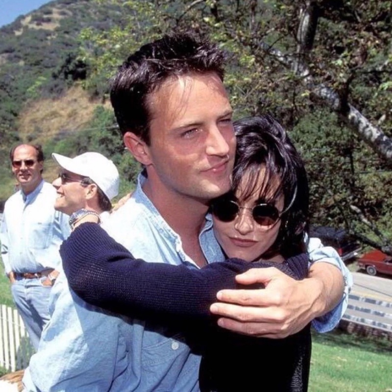 翠绿的碱独行菜