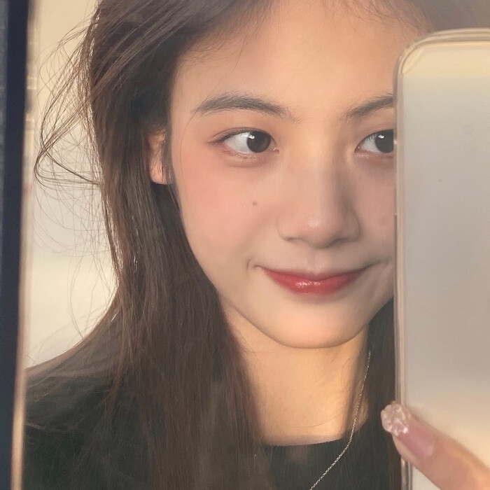 原谅向日葵爱上月亮