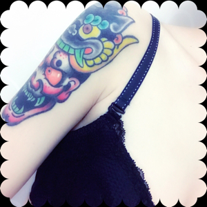 张若宇涵是个精神病患者