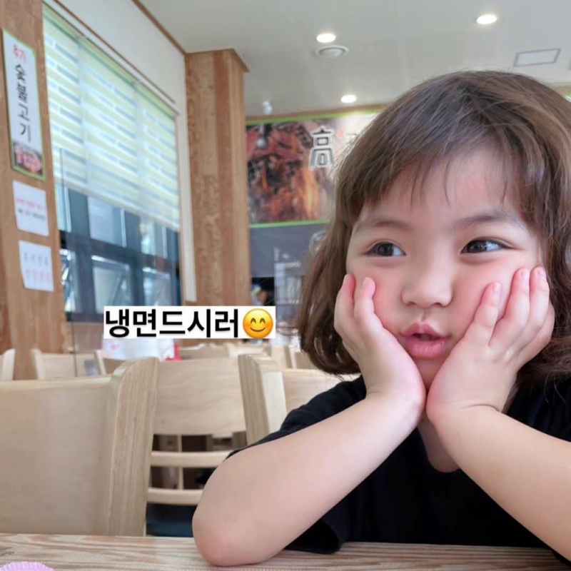 是小西西呀嘻嘻嘻