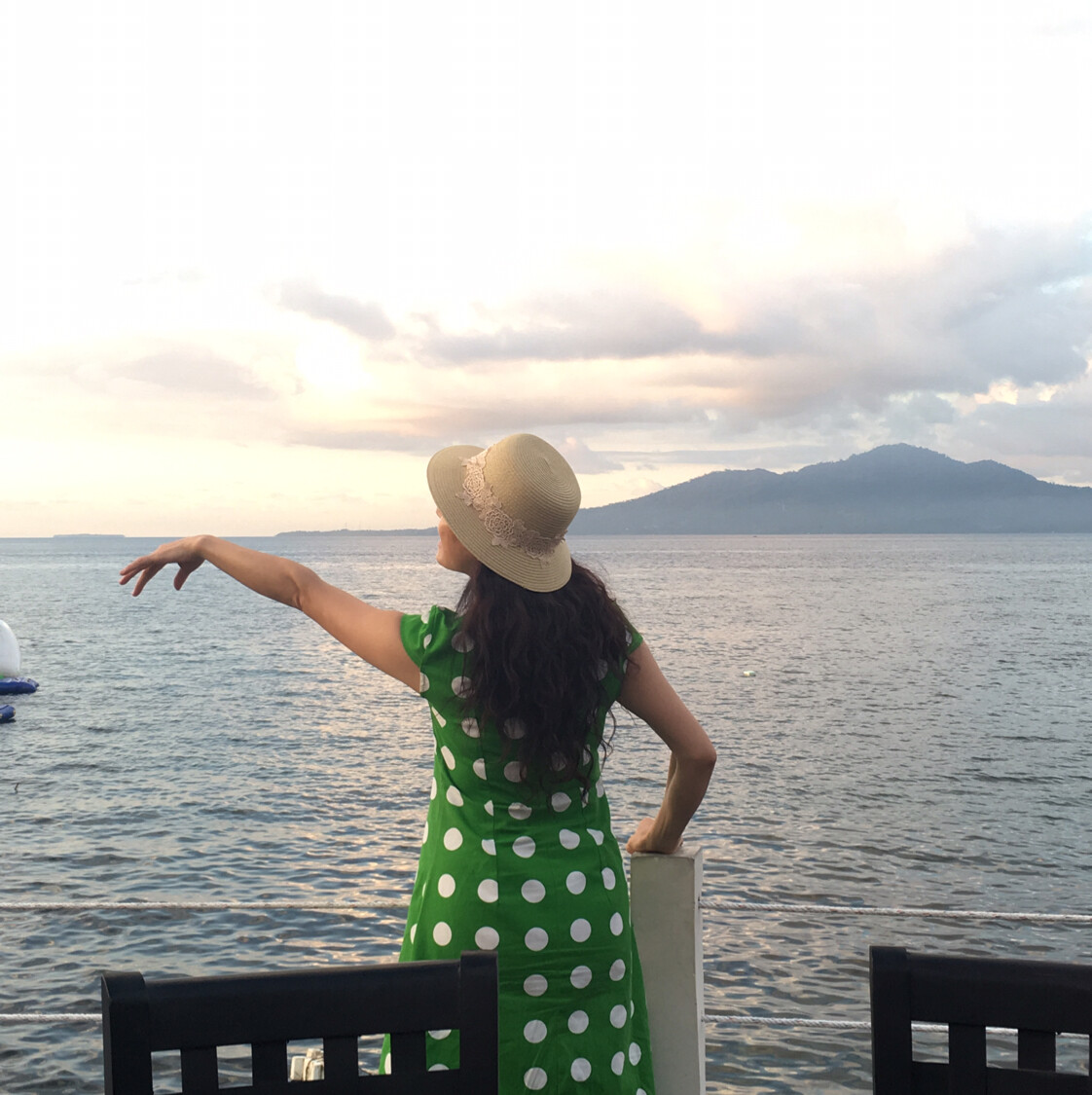 爱吃酸辣椒的阿银