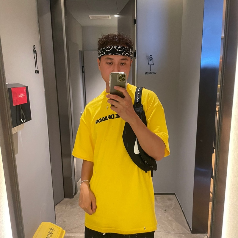 小黄喜欢网购的喔