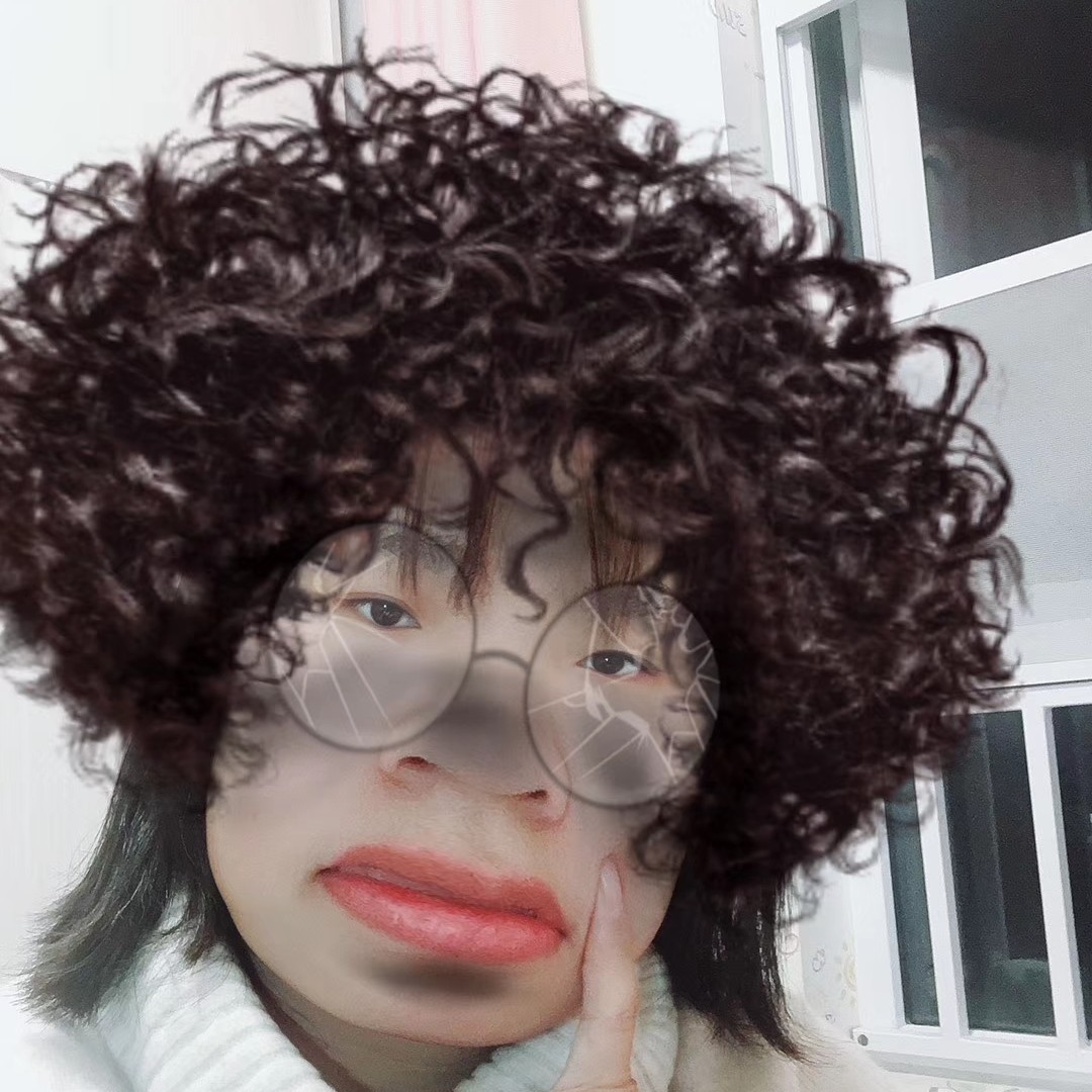 爱吃肉松小贝的波比