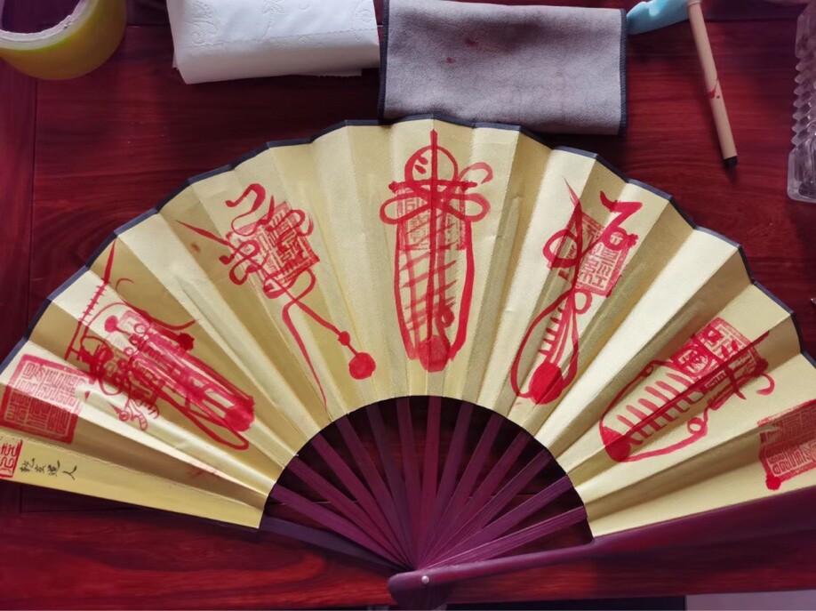 事已至此先吃饭吧