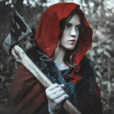 卖斧头的小女孩