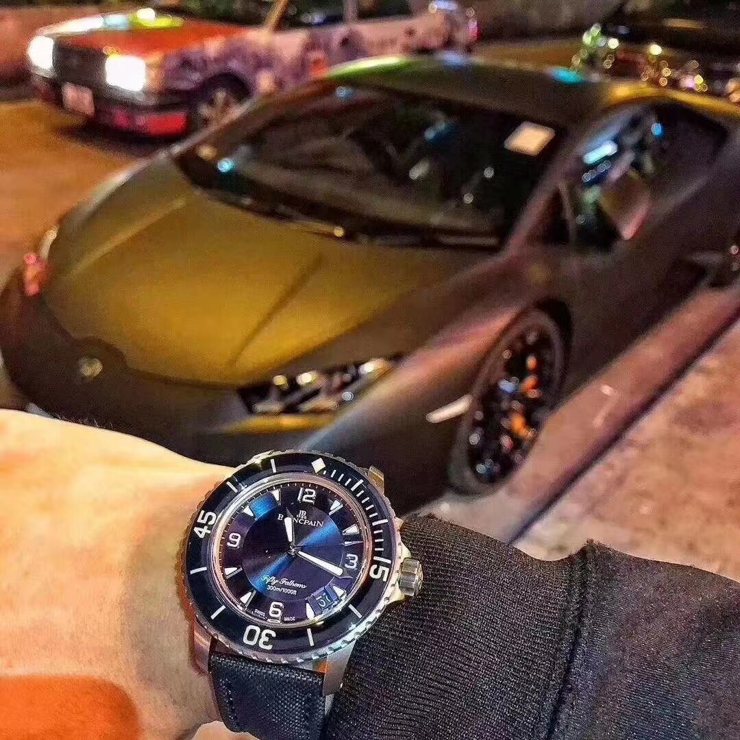 爱吃碳烤牛排的小白鞋