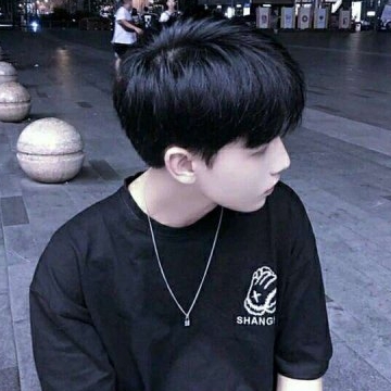 清风伴酒丶丶丶