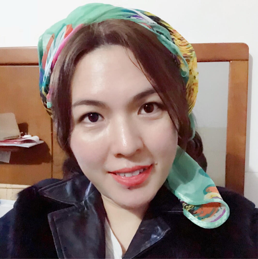 爱吃四角粽子的风华