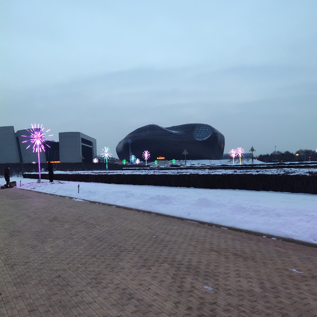 顺其自然，，，，，，。