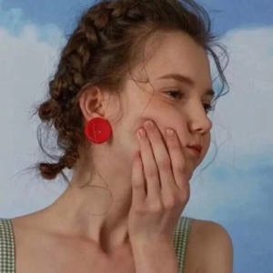 一颗水晶亮晶晶