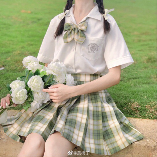 落在猫眼里的星星