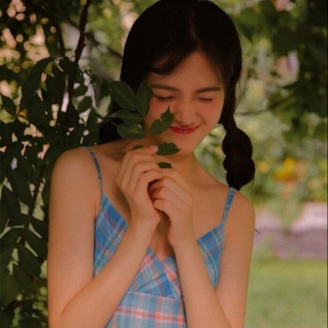 星星落入怀中。