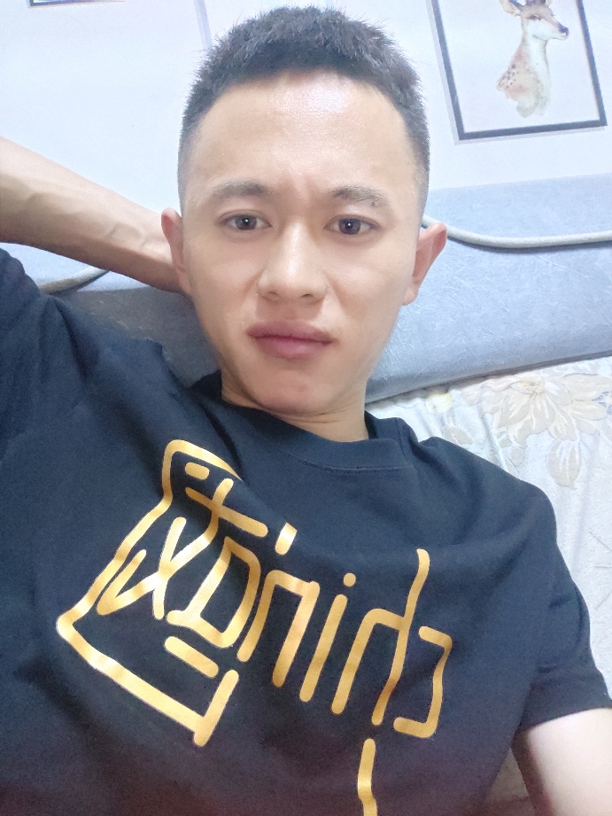 陈墨迹墨迹墨迹