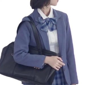 用黑魔法打败童童