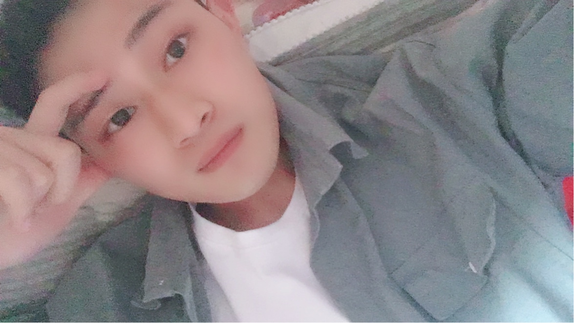 爱傻笑的流星宇