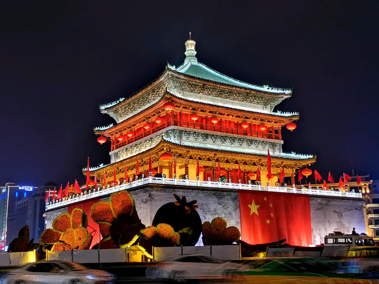 白花花的多裂南星爱敬