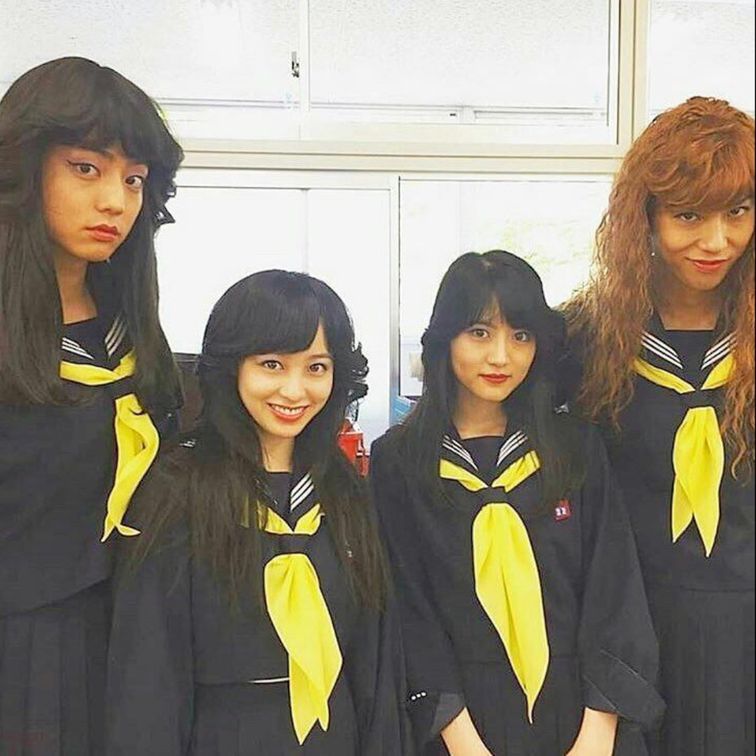 明美不会看场合