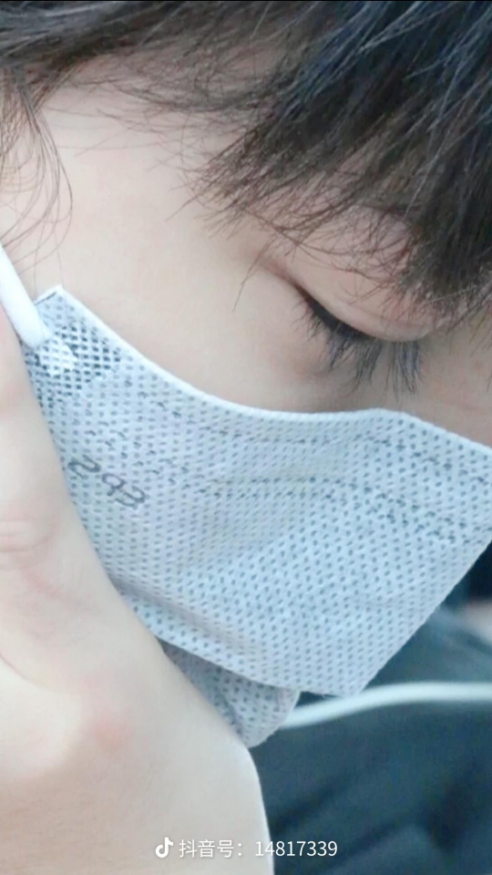 爱吃百香果酪的蜂蜜