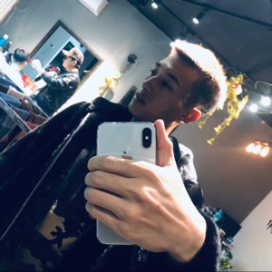 走走道吐了&lsquo;