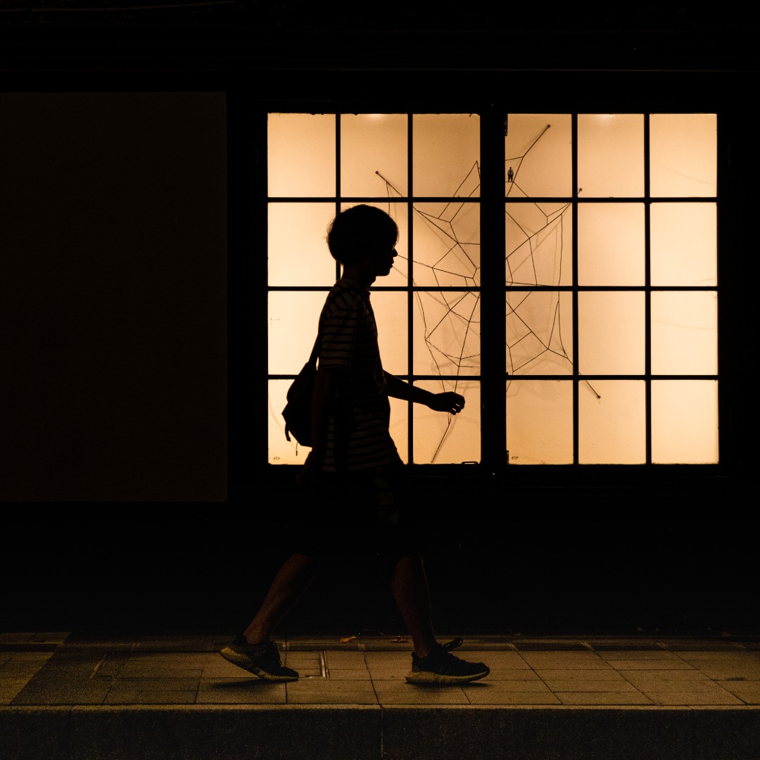 善良的足球白开