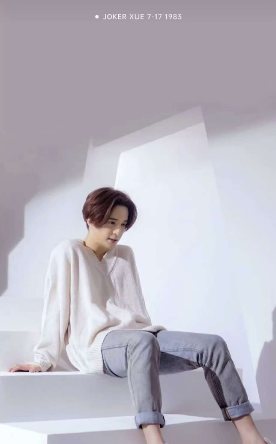 五颜六色的刺缘狸藻51