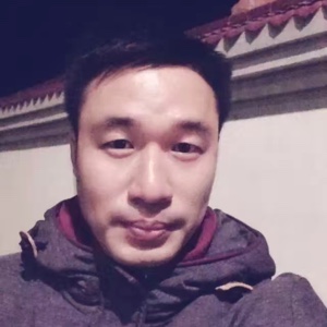 爱吃泡椒猪肝的剑士