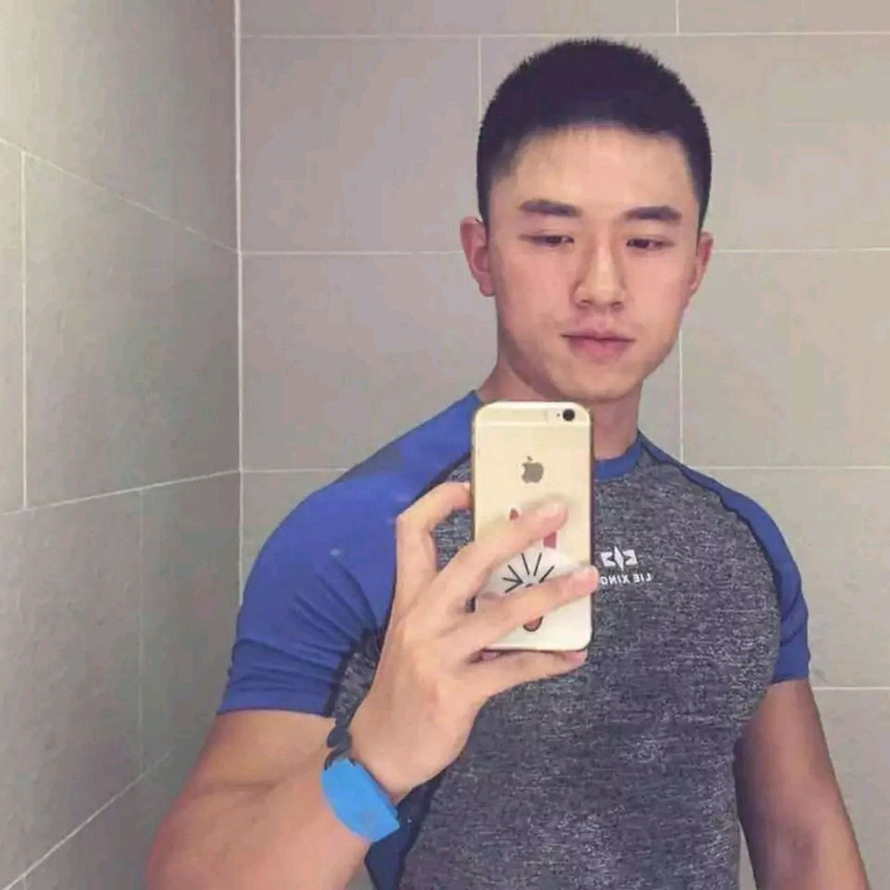 庄里雨巷走一走