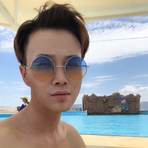 古月哥欠滴爱豆