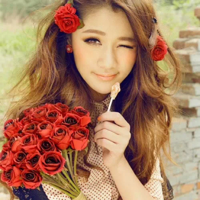 爱吃甘草草莓的沙冰