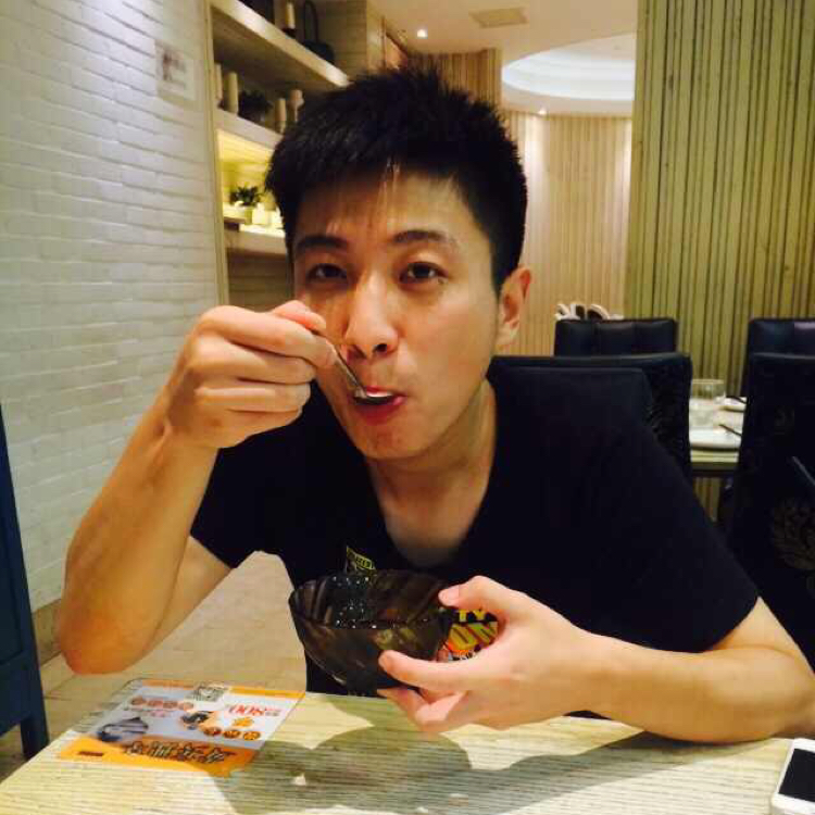 站在山顶看日出日落