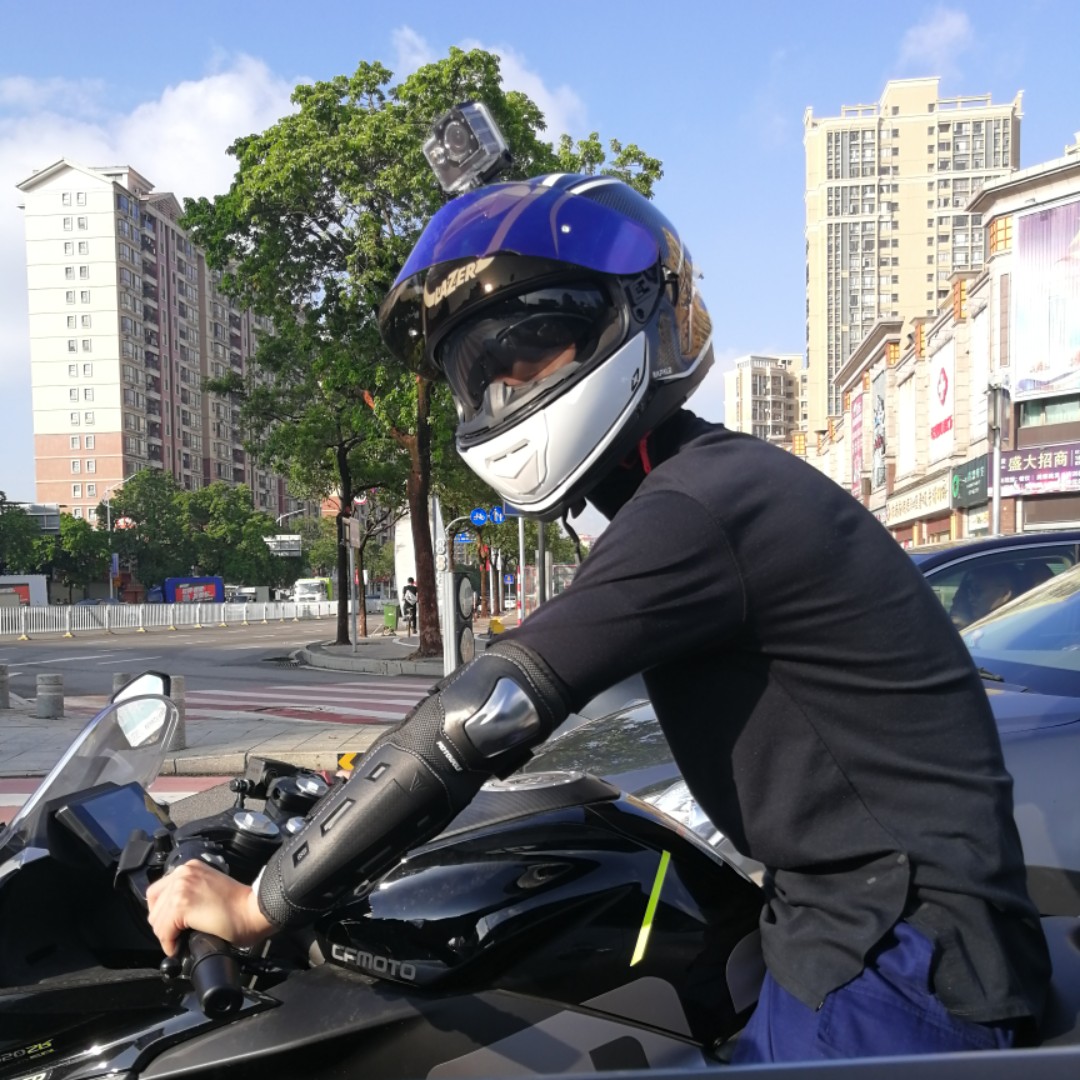 三好学生李先生