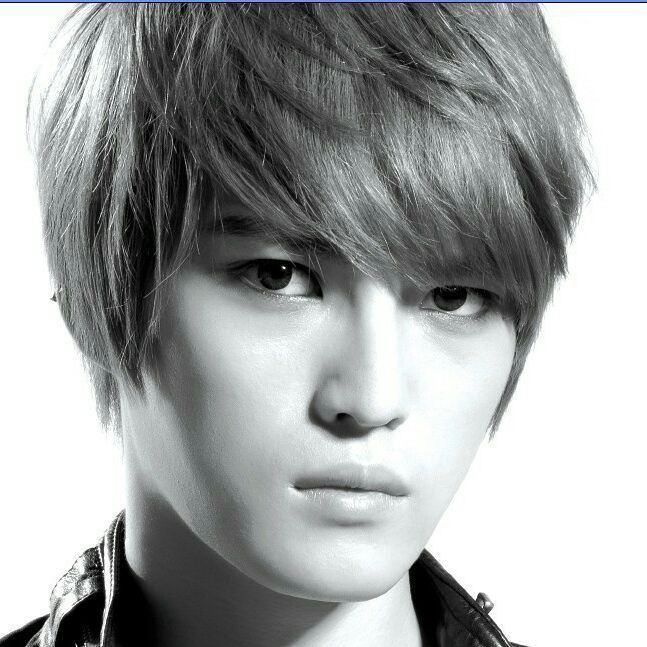 爱吃三丝鸡脯的樱花六哥