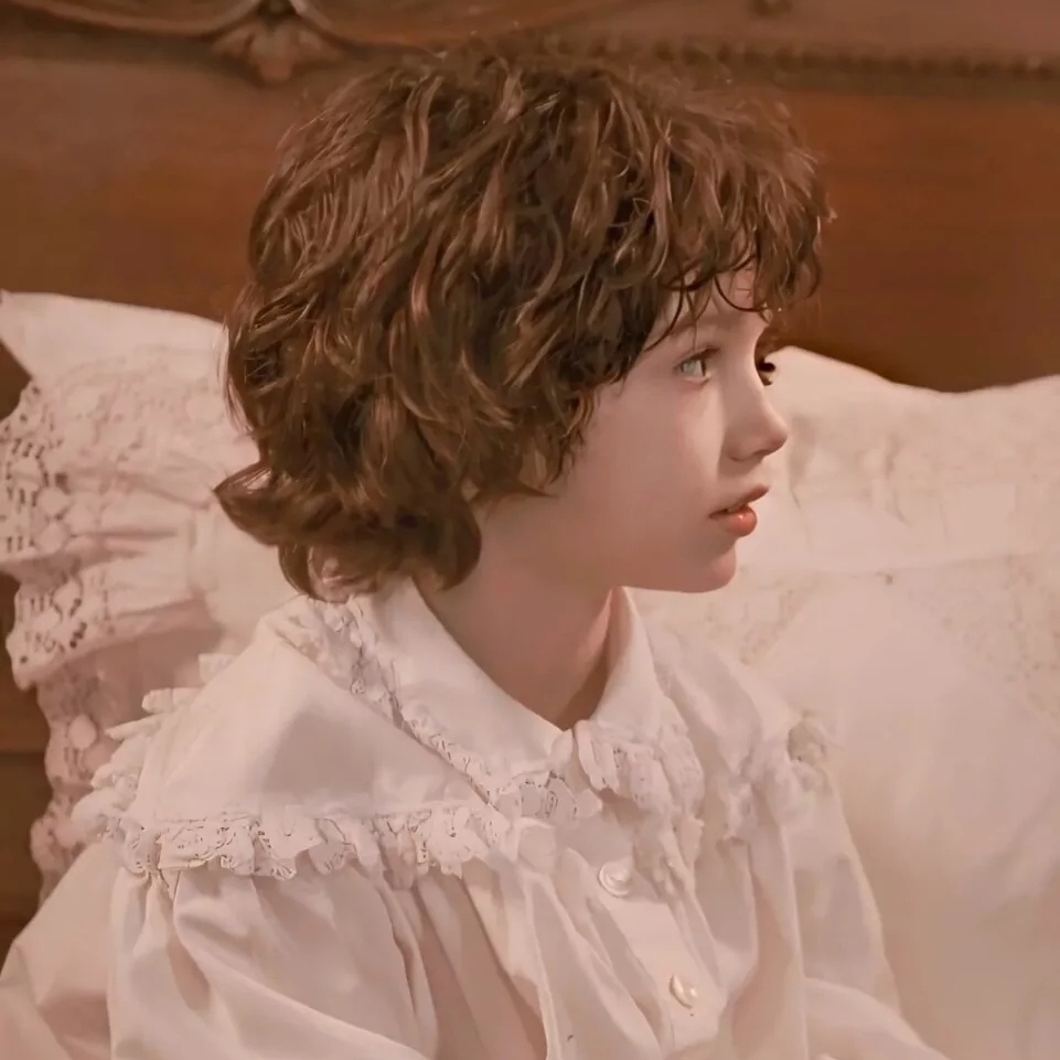 苹果绿的叉齿苔草95