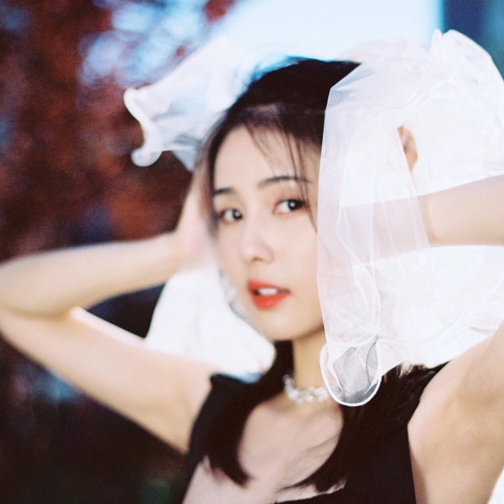 喜欢竹马鹿晗的小迷妹