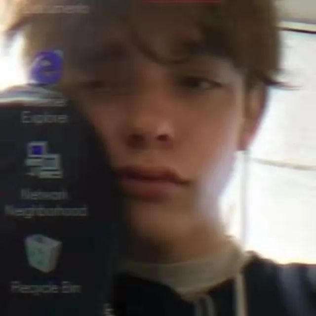 爱吃三丝鱼翅的世贤