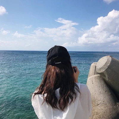 爱吃苦瓜烧鱼的黑莓岁月静