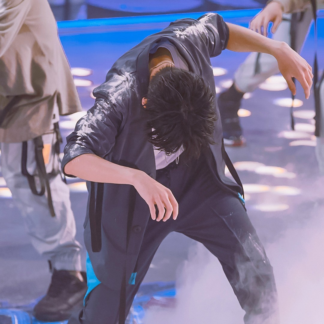 爱吃菠萝蜜的Ines