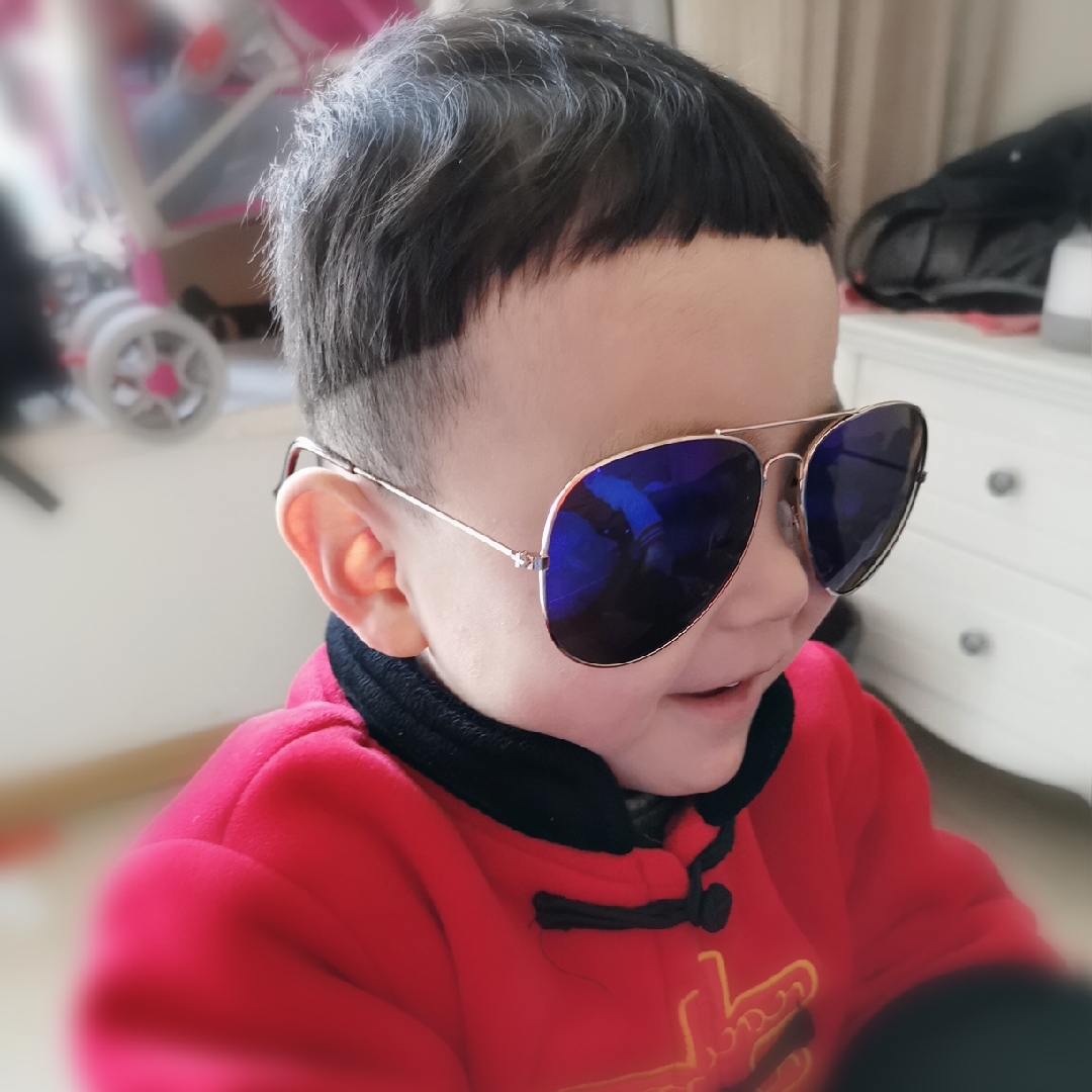 天空有朵雨做的云