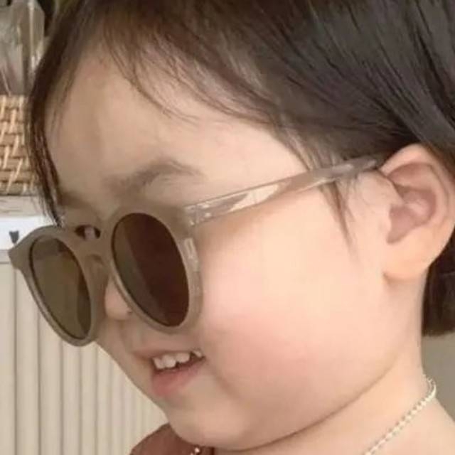 铁红的三仙矛草