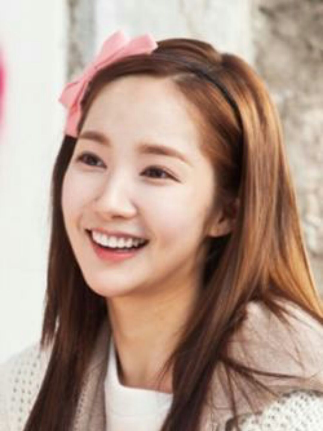 本白色的斑叶珊瑚