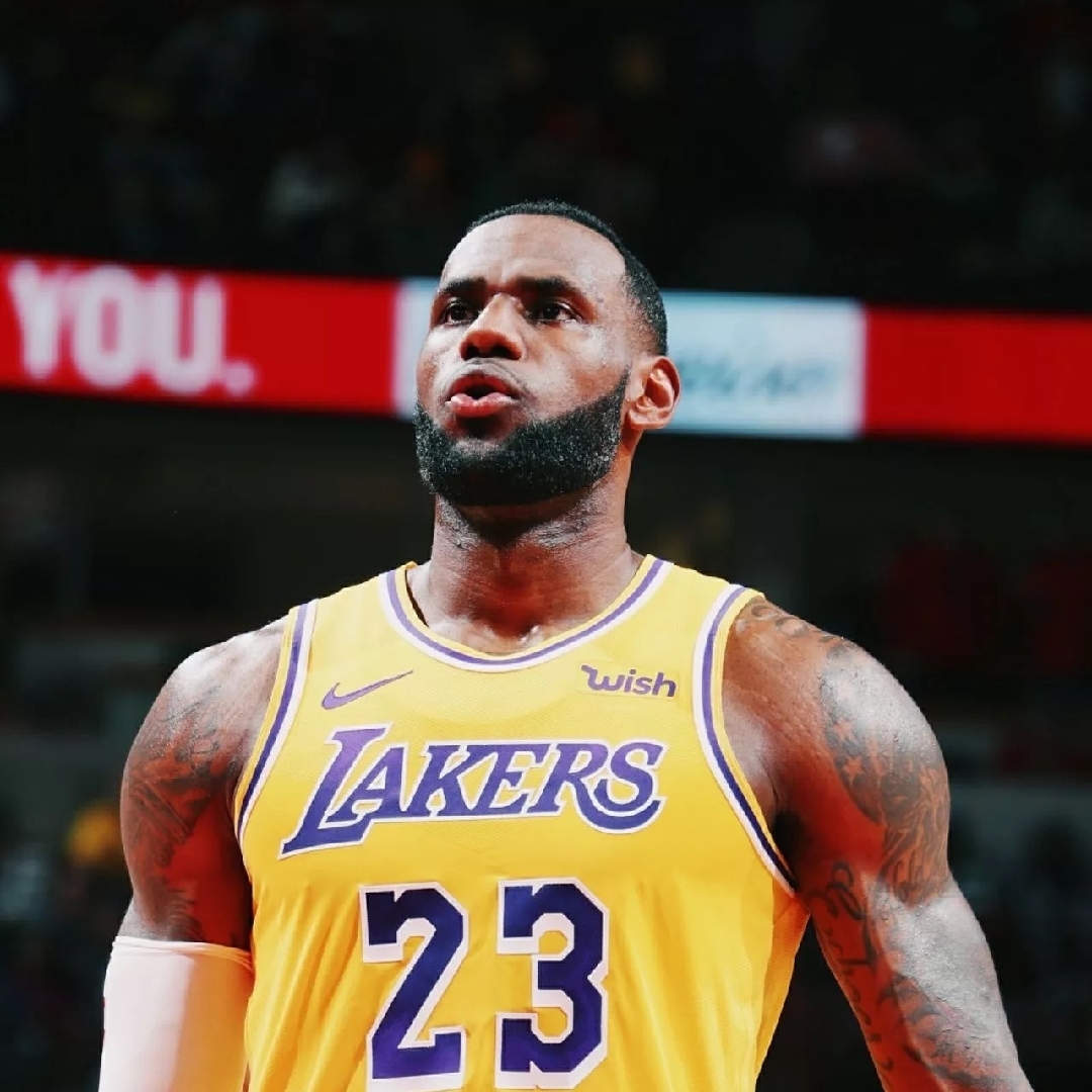 爱吃玉麟香腰的小迷妹